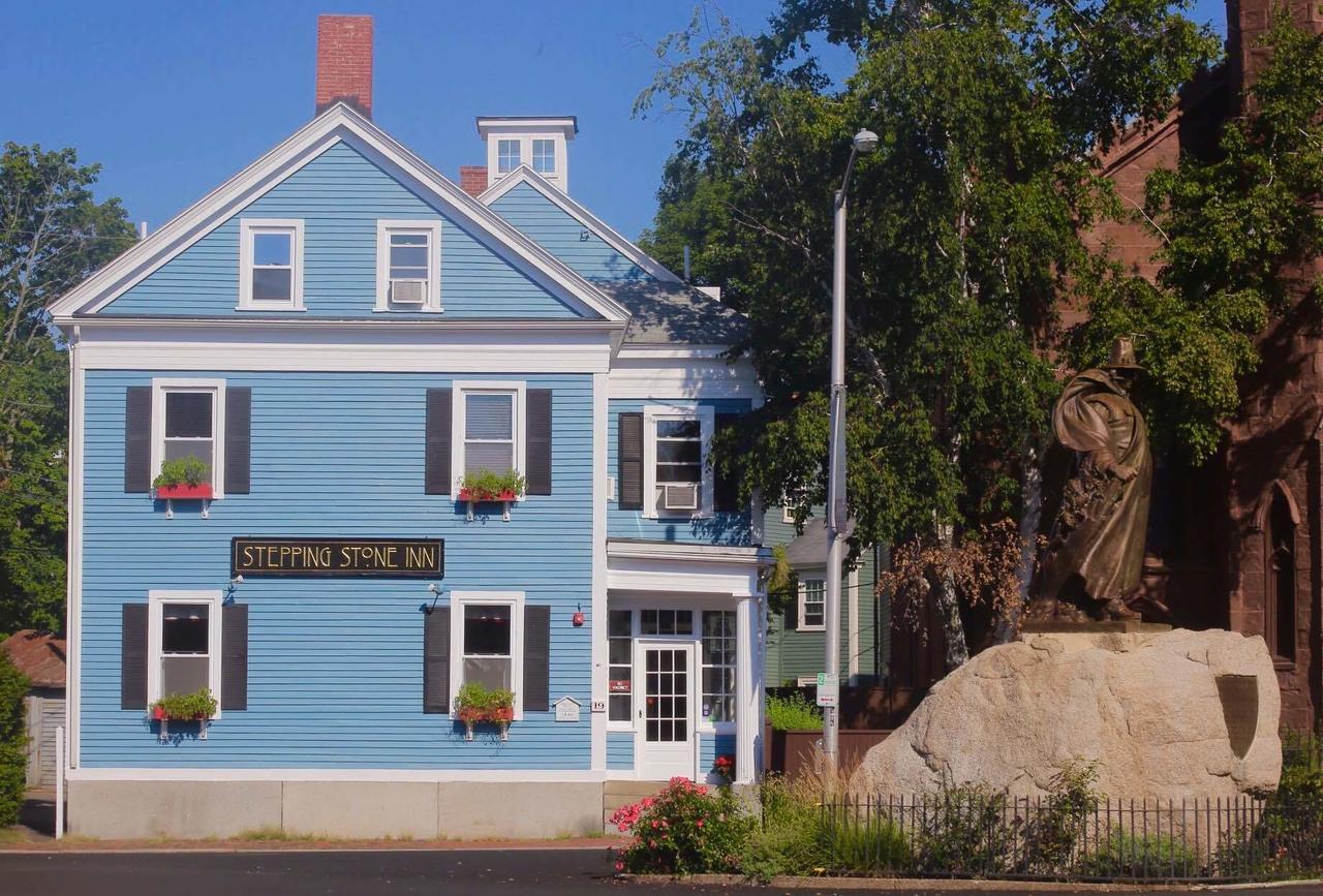 Stepping Stone Inn Salem Exterior photo